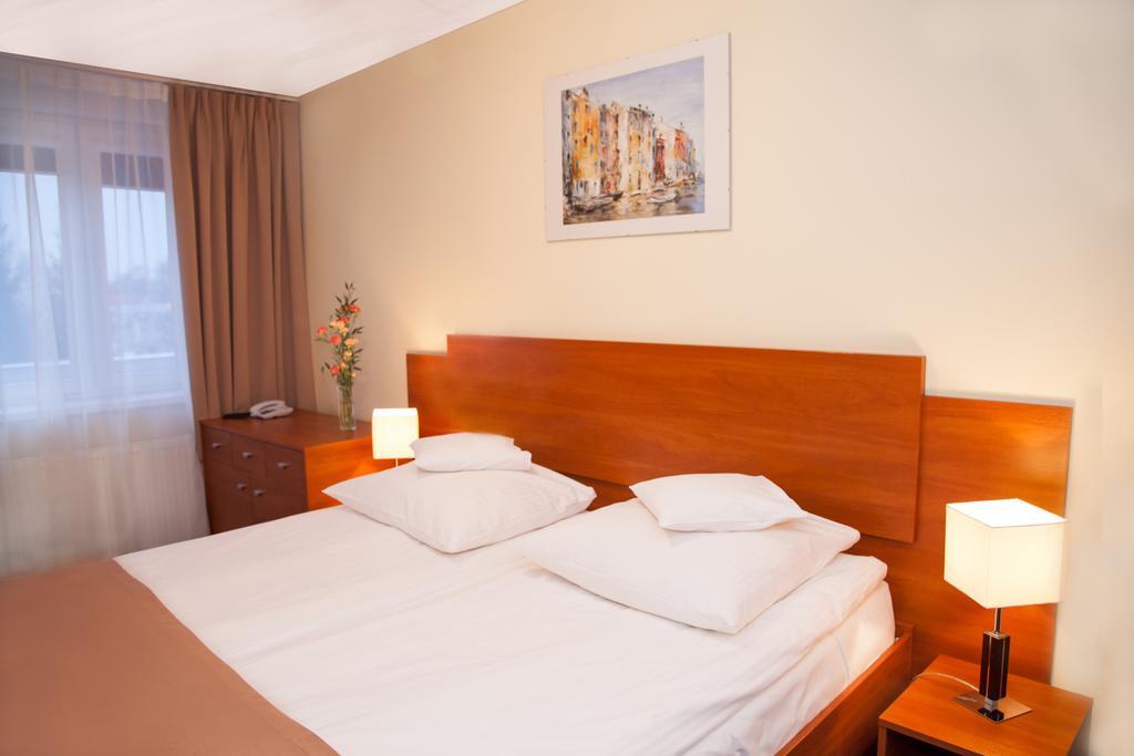 Hotel Ikar Bydgoszcz Phòng bức ảnh