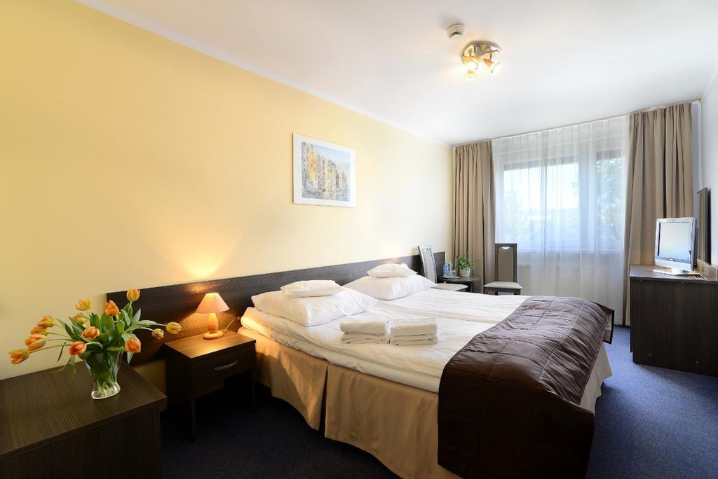 Hotel Ikar Bydgoszcz Phòng bức ảnh