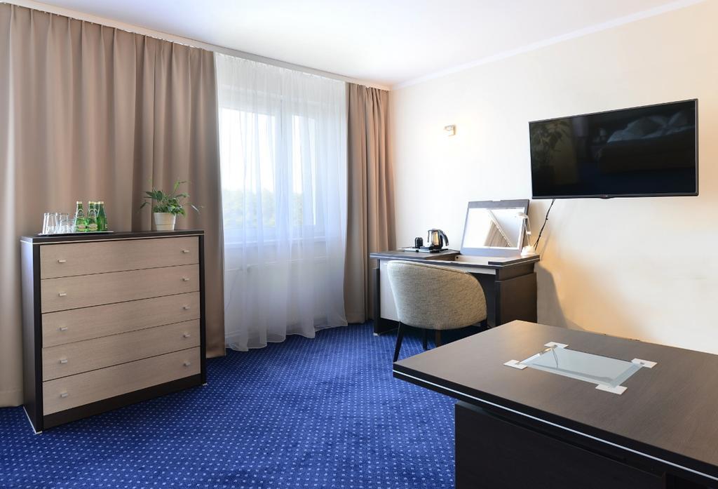 Hotel Ikar Bydgoszcz Phòng bức ảnh