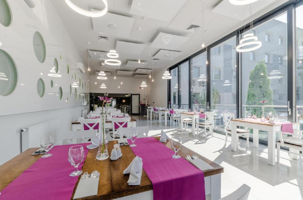 Hotel Ikar Bydgoszcz Ngoại thất bức ảnh